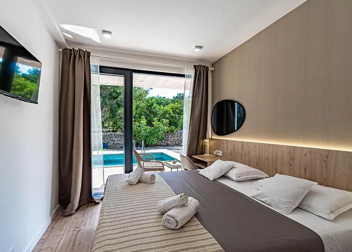 Nyaraló 3 Bedroom In Prižba