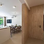 3 Bedroom In * Prizba