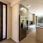 Amazing Home In Prizba * Prizba