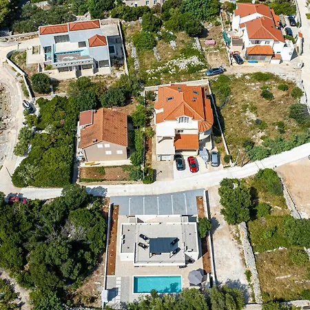 In With Outdoor Swimming Pool *