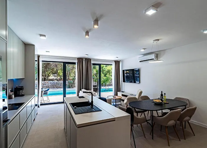 3 Bedroom In Holiday home Prizba